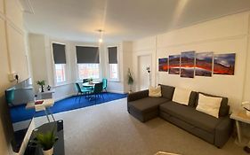 Seaside Escape In Central Bournemouth Spacious Stylish & Inviting Urban Heights