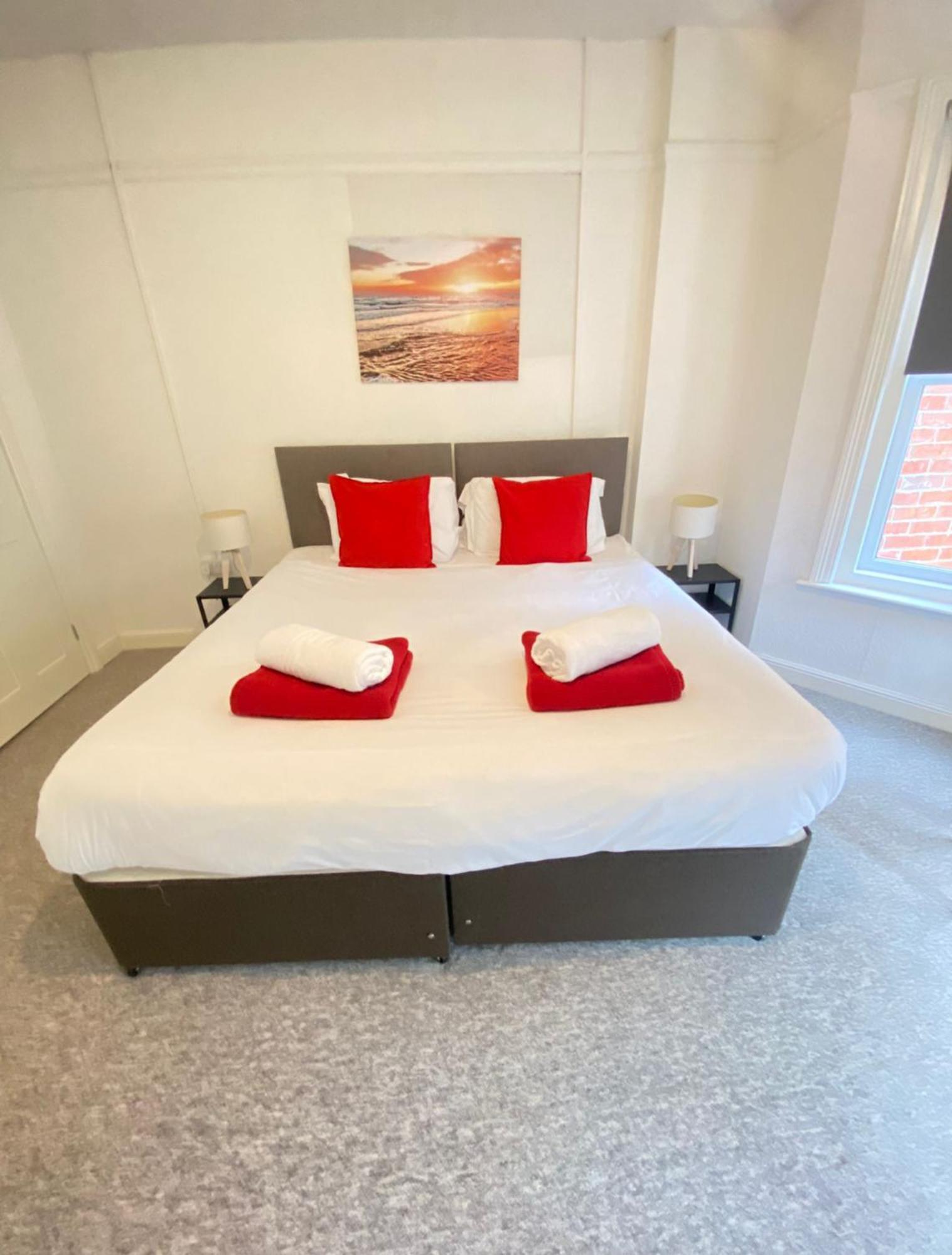 Seaside Escape In Central Bournemouth Spacious Stylish & Inviting Urban Heights Exterior photo